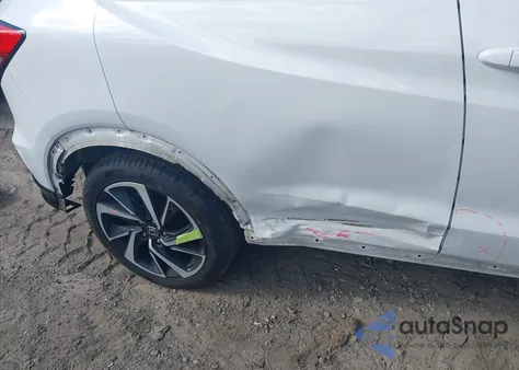 2019 Honda Hr-V Sport z USA, uszkodzony, nr VIN 3CZRU6H14KM702828